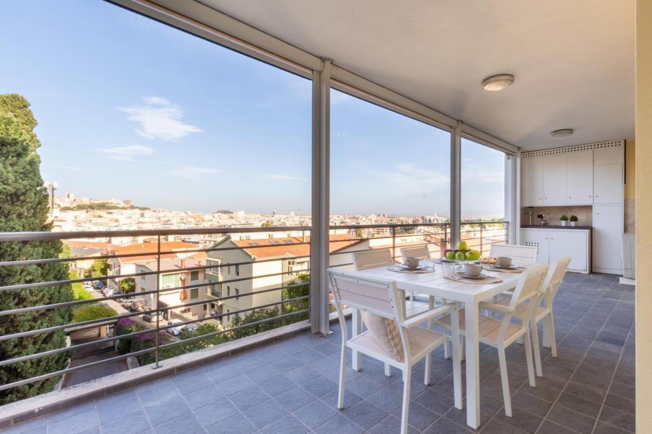 Terrazza61 - Appartamento Con Vista Spettacolare Sulla Citta Di Cagliari Kültér fotó
