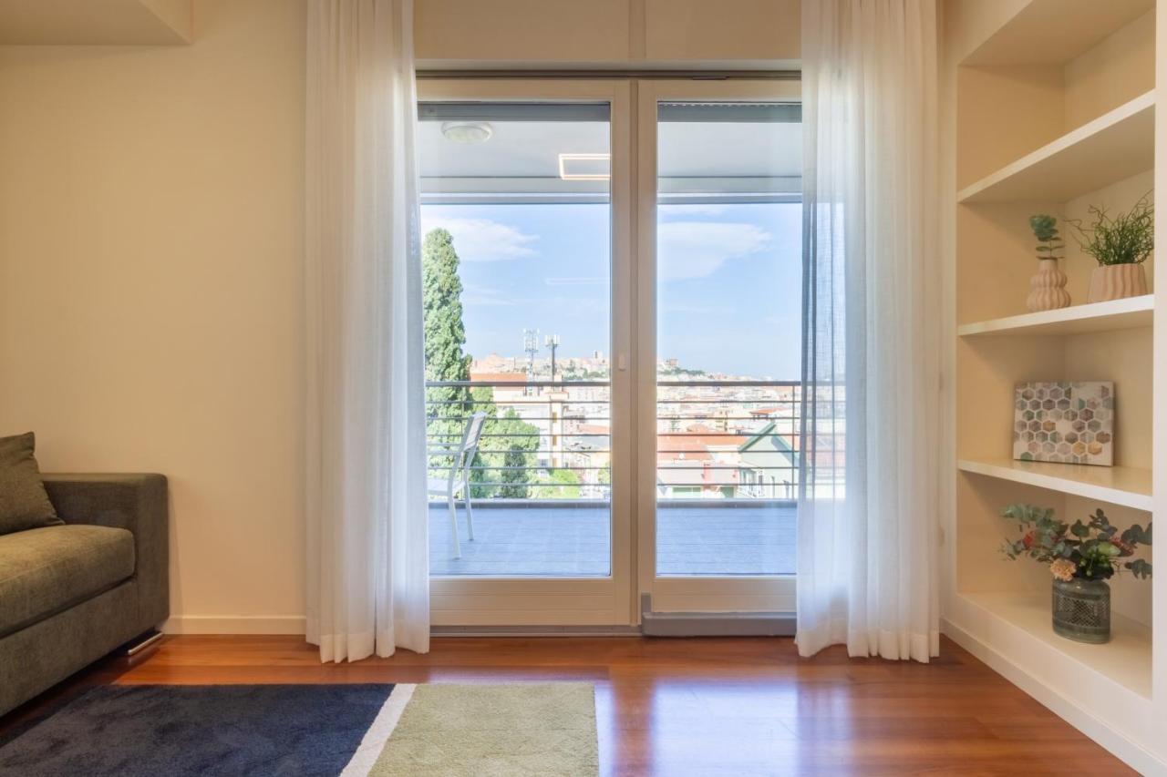 Terrazza61 - Appartamento Con Vista Spettacolare Sulla Citta Di Cagliari Kültér fotó